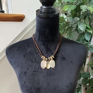 Womens Beautiful Nature Jewelry with Round Shell Statement Choker Necklace